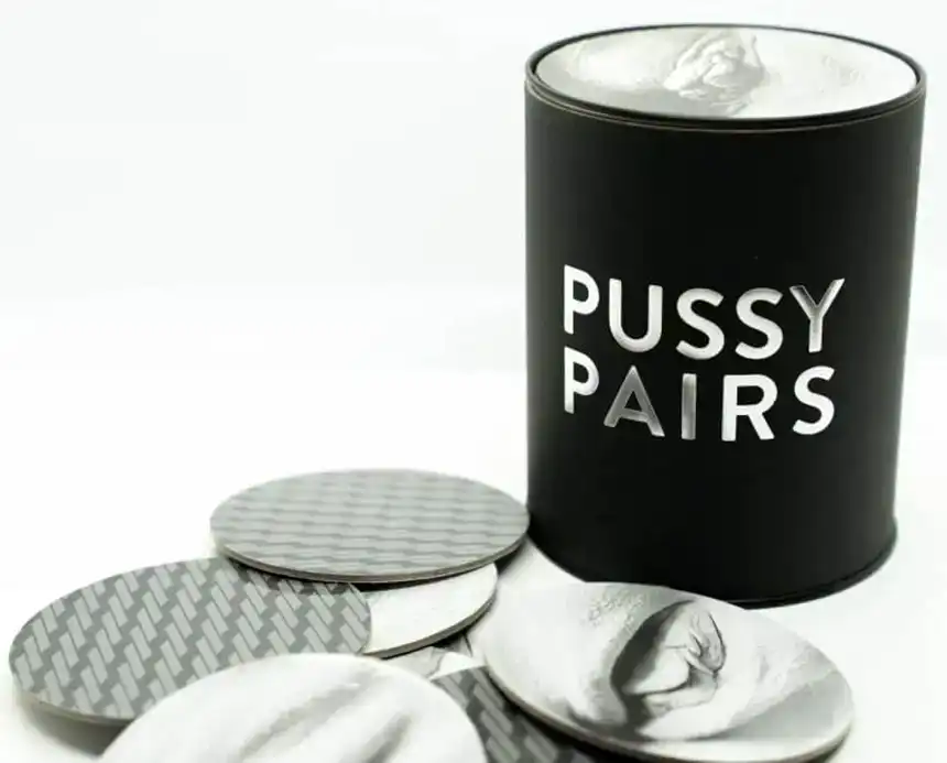 Pussy Pairs aka Mumury Pussy Pairs aka Mumury